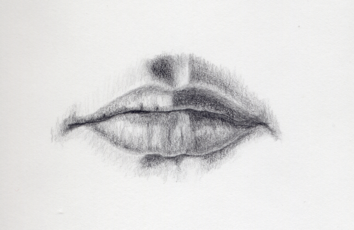 Зарисовки губ карандашом